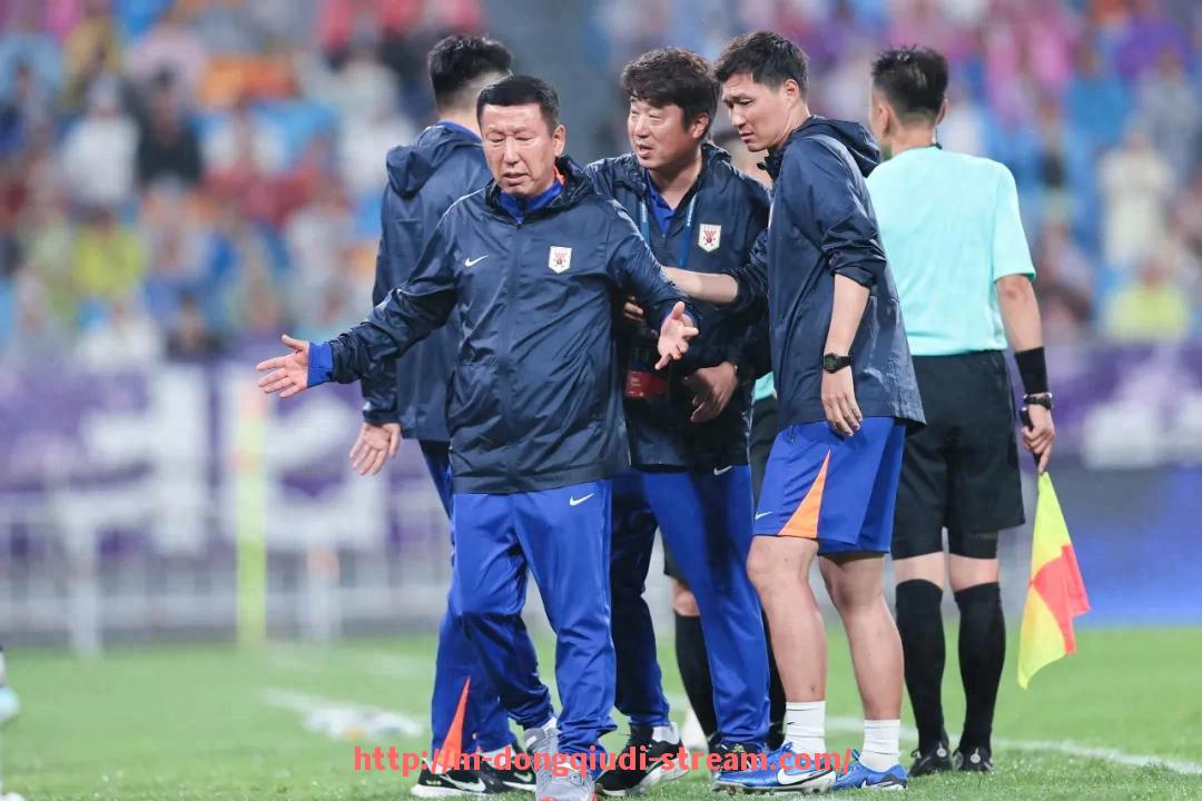 懂球帝直播-2024年NBA赛季最佳阵容名单公布后引发哪些争议与反响